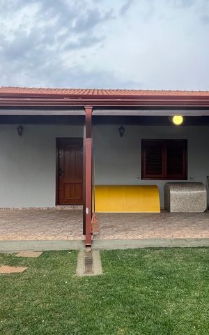 Casa à venda com 293m², 3 quartos e 5 vagas Casa à venda com 293m², 3 quartos e 5 vagasQuintal