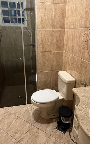 Casa à venda com 293m², 3 quartos e 5 vagas Casa à venda com 293m², 3 quartos e 5 vagasBanheiro