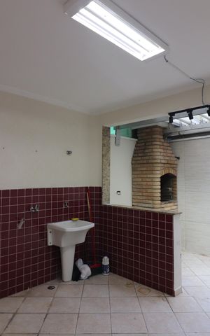 Casa para alugar com 227m², 3 quartos e 3 vagasÁrea de Serviço