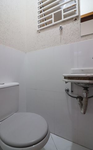 Casa para alugar com 227m², 3 quartos e 3 vagasBanheiro de serviço