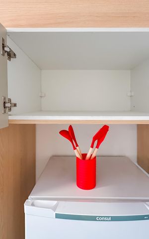 Studio à venda com 27m², 1 quarto e sem vaga Studio à venda com 27m², 1 quarto e sem vagaCozinha - Armários