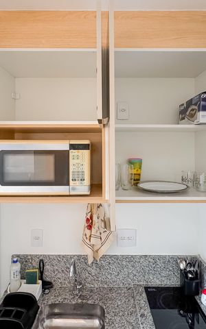 Studio à venda com 27m², 1 quarto e sem vaga Studio à venda com 27m², 1 quarto e sem vagaCozinha - Armários