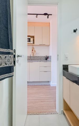Studio à venda com 27m², 1 quarto e sem vaga Studio à venda com 27m², 1 quarto e sem vagaBanheiro Social