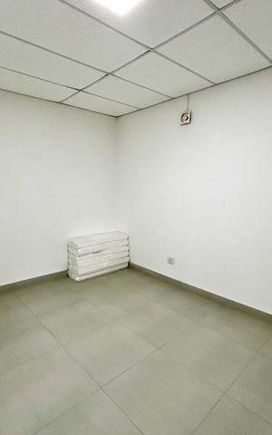 Casa para alugar com 440m², 3 quartos e 2 vagas Casa para alugar com 440m², 3 quartos e 2 vagasQuarto 1
