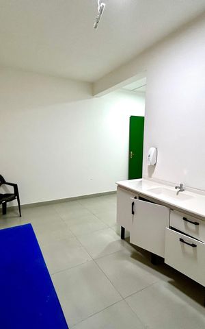 Casa para alugar com 440m², 3 quartos e 2 vagas Casa para alugar com 440m², 3 quartos e 2 vagasQuarto 4