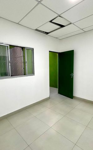Casa para alugar com 440m², 3 quartos e 2 vagas Casa para alugar com 440m², 3 quartos e 2 vagasSala