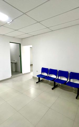 Casa para alugar com 440m², 3 quartos e 2 vagas Casa para alugar com 440m², 3 quartos e 2 vagasSala