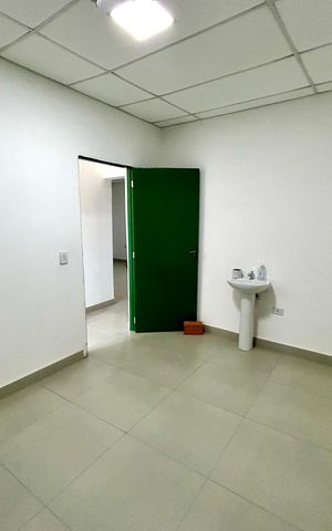 Casa para alugar com 440m², 3 quartos e 2 vagas Casa para alugar com 440m², 3 quartos e 2 vagasQuarto 3