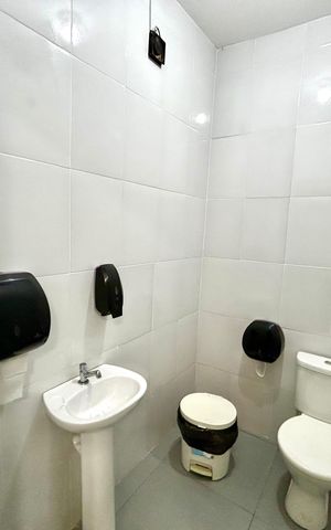 Casa para alugar com 440m², 3 quartos e 2 vagas Casa para alugar com 440m², 3 quartos e 2 vagasBanheiro 4