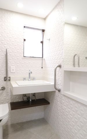 Apartamento para alugar com 140m², 3 quartos e 2 vagasBanheiro Social
