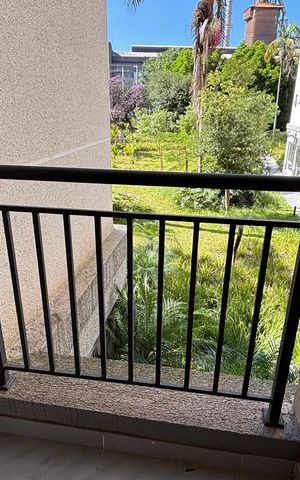 Apartamento à venda com 108m², 4 quartos e 2 vagasVaranda do Quarto 2