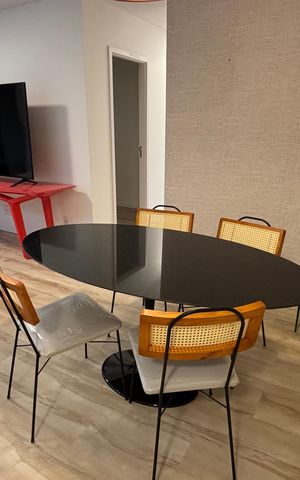 Apartamento à venda com 108m², 4 quartos e 2 vagasSala