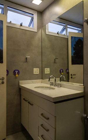 Apartamento para alugar com 160m², 3 quartos e 2 vagas Apartamento para alugar com 160m², 3 quartos e 2 vagasBanheiro