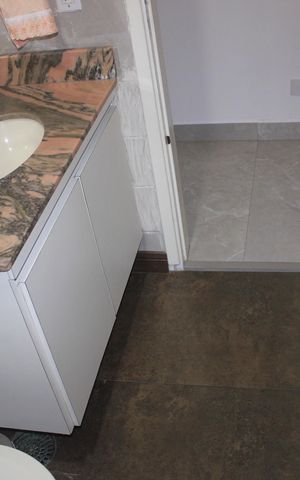 Apartamento à venda com 96m², 3 quartos e 2 vagasBanheiro Social