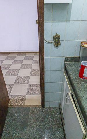 Casa à venda com 390m², 5 quartos e 4 vagasLavabo