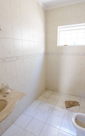 Casa para alugar com 200m², 3 quartos e 2 vagasBanheiro
