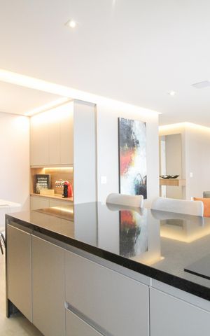 Apartamento à venda com 130m², 3 quartos e 2 vagas Apartamento à venda com 130m², 3 quartos e 2 vagasCozinha