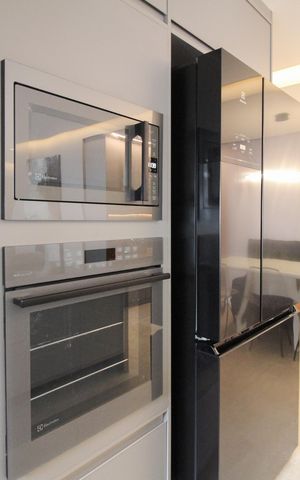 Apartamento à venda com 130m², 3 quartos e 2 vagas Apartamento à venda com 130m², 3 quartos e 2 vagasCozinha