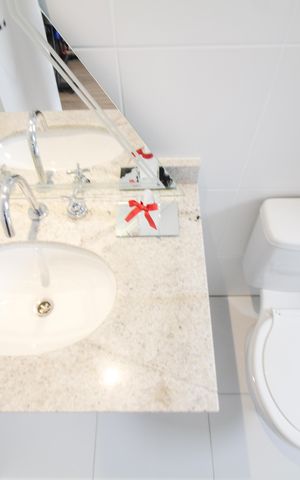 Apartamento à venda com 130m², 3 quartos e 2 vagas Apartamento à venda com 130m², 3 quartos e 2 vagasBanheiro 3 - Quarto Suite 2