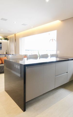 Apartamento à venda com 130m², 3 quartos e 2 vagas Apartamento à venda com 130m², 3 quartos e 2 vagasCozinha
