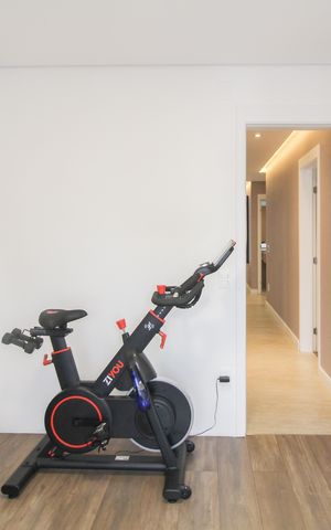 Apartamento à venda com 130m², 3 quartos e 2 vagas Apartamento à venda com 130m², 3 quartos e 2 vagasQuarto Suíte 2