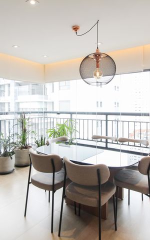Apartamento à venda com 130m², 3 quartos e 2 vagas Apartamento à venda com 130m², 3 quartos e 2 vagasSala
