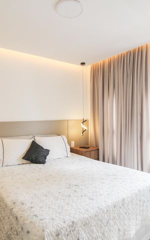 Apartamento à venda com 130m², 3 quartos e 2 vagas Apartamento à venda com 130m², 3 quartos e 2 vagasQuarto Suíte 1