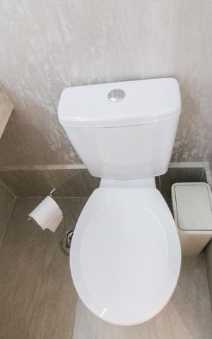 Apartamento à venda com 130m², 3 quartos e 2 vagas Apartamento à venda com 130m², 3 quartos e 2 vagasBanheiro 1 - Lavabo