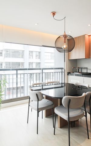 Apartamento à venda com 130m², 3 quartos e 2 vagas Apartamento à venda com 130m², 3 quartos e 2 vagasSala