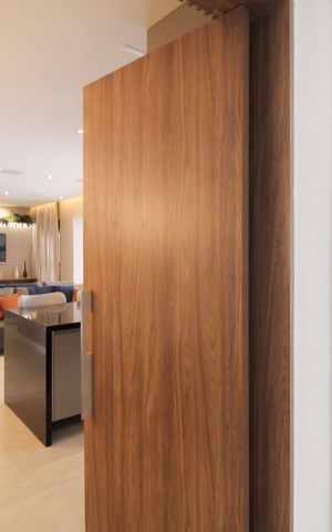 Apartamento à venda com 130m², 3 quartos e 2 vagas Apartamento à venda com 130m², 3 quartos e 2 vagasÁrea de Serviço