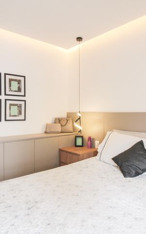 Apartamento à venda com 130m², 3 quartos e 2 vagas Apartamento à venda com 130m², 3 quartos e 2 vagasQuarto Suíte 1