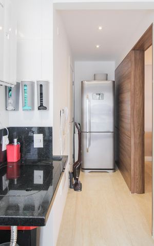 Apartamento à venda com 130m², 3 quartos e 2 vagas Apartamento à venda com 130m², 3 quartos e 2 vagasÁrea de Serviço