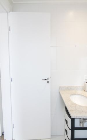 Apartamento à venda com 130m², 3 quartos e 2 vagas Apartamento à venda com 130m², 3 quartos e 2 vagasBanheiro 3 - Quarto Suite 2