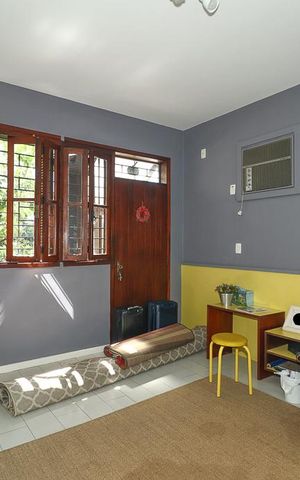 Casa à venda com 459m², 3 quartos e 3 vagasQuarto Suíte
