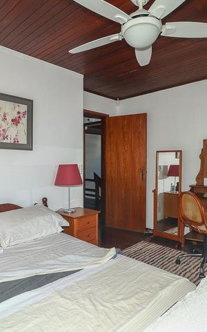 Casa à venda com 459m², 3 quartos e 3 vagasQuarto 3