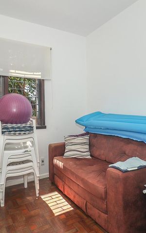 Casa à venda com 459m², 3 quartos e 3 vagasQuarto de Serviço