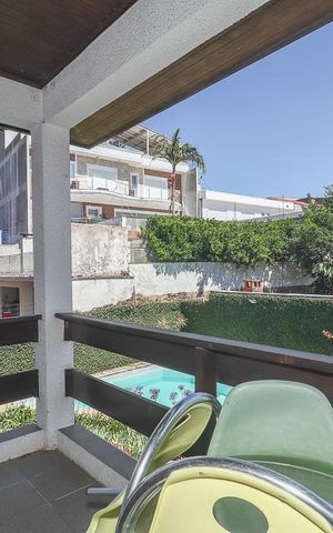 Casa à venda com 459m², 3 quartos e 3 vagasVaranda