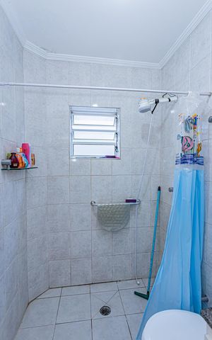 Casa à venda com 50m², 3 quartos e 1 vaga Casa à venda com 50m², 3 quartos e 1 vagaBanheiro Social