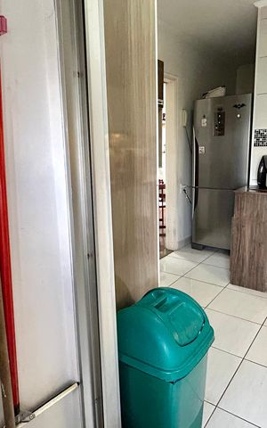 Apartamento à venda com 81m², 2 quartos e 1 vaga Apartamento à venda com 81m², 2 quartos e 1 vagaÁrea de Serviço