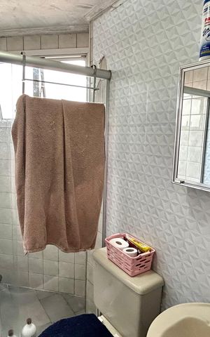 Apartamento à venda com 81m², 2 quartos e 1 vaga Apartamento à venda com 81m², 2 quartos e 1 vagaBanheiro da Suíte