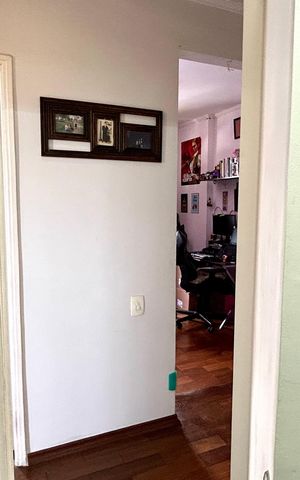 Apartamento à venda com 81m², 2 quartos e 1 vaga Apartamento à venda com 81m², 2 quartos e 1 vagaBanheiro social