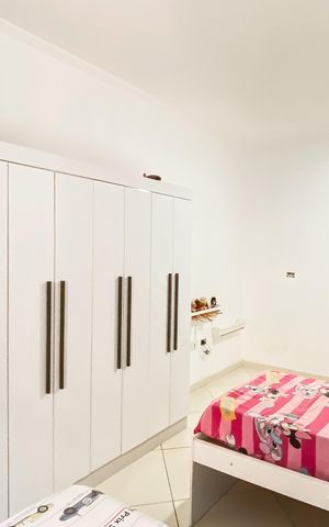 Casa à venda com 280m², 4 quartos e 4 vagas Casa à venda com 280m², 4 quartos e 4 vagasQuarto 2