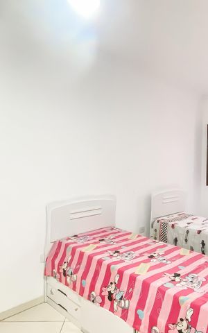 Casa à venda com 280m², 4 quartos e 4 vagas Casa à venda com 280m², 4 quartos e 4 vagasQuarto 2