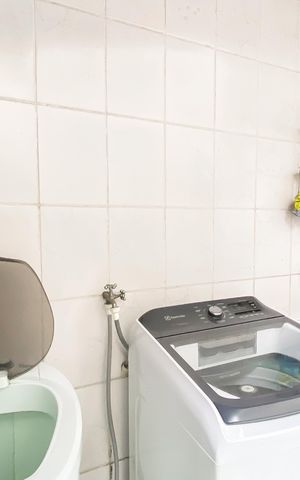 Casa à venda com 280m², 4 quartos e 4 vagas Casa à venda com 280m², 4 quartos e 4 vagasÁrea de Serviço