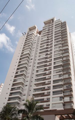 Apartamento à venda com 70m², 2 quartos e 1 vagaFachada