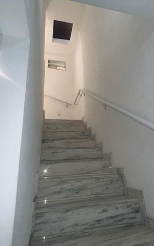 Casa à venda com 73m², 2 quartos e 2 vagas