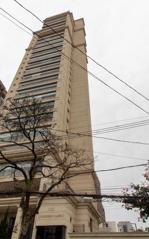 Apartamento para alugar com 257m², 3 quartos e 4 vagas Apartamento para alugar com 257m², 3 quartos e 4 vagasFachada