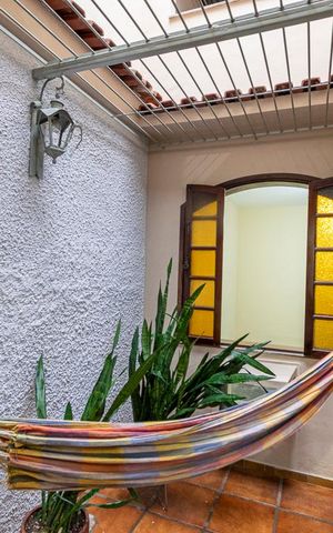 Casa à venda com 256m², 2 quartos e 2 vagas Casa à venda com 256m², 2 quartos e 2 vagasVista da Sala de Jantar