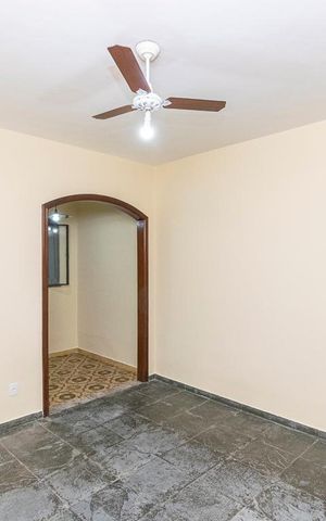Casa à venda com 256m², 2 quartos e 2 vagas Casa à venda com 256m², 2 quartos e 2 vagasSuíte 2
