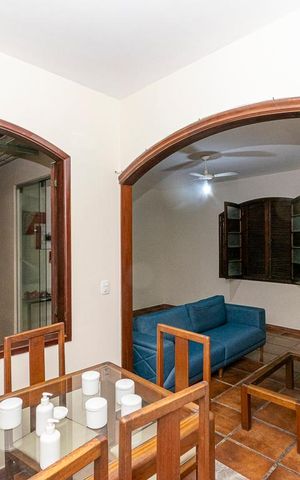 Casa à venda com 256m², 2 quartos e 2 vagas Casa à venda com 256m², 2 quartos e 2 vagasSala de Jantar